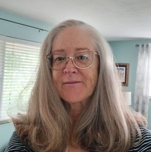 Meet your Posher, Phyllis